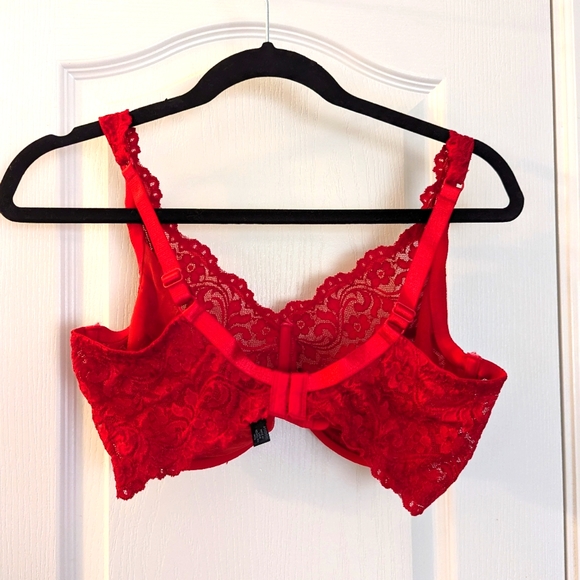 Signature Lace Unlined Underwire Bra | No No Red - Picture 4 of 5